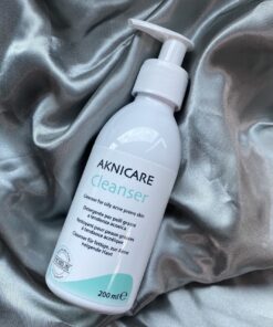 Cleanser aknicare